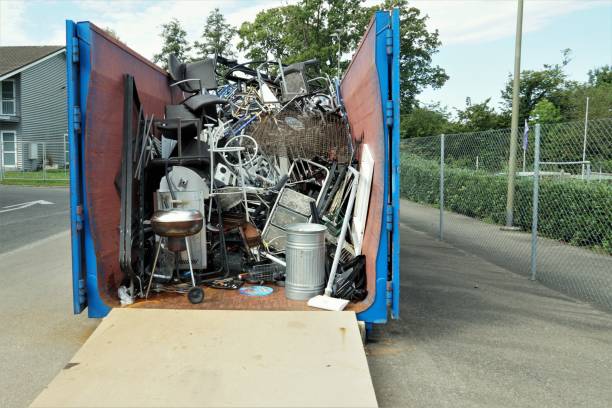 Best Yard Waste Removal  in Coram, NY
